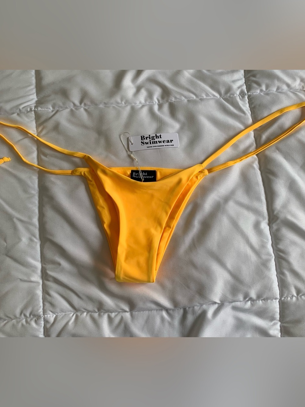 New with tags Bright Swimwear bikini bottoms size small